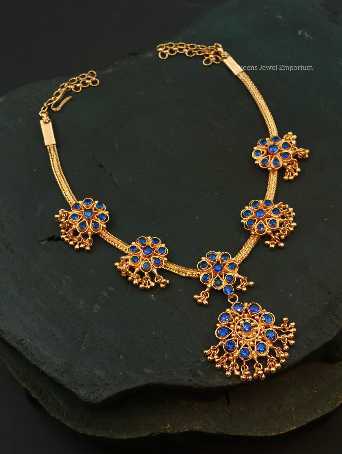 Charulatha Necklace - Blue
