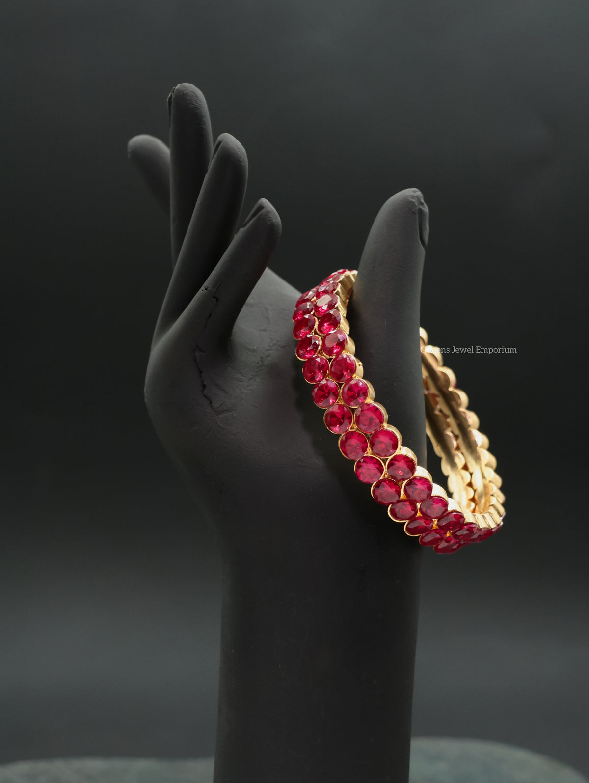 Savithri Bangles - Red