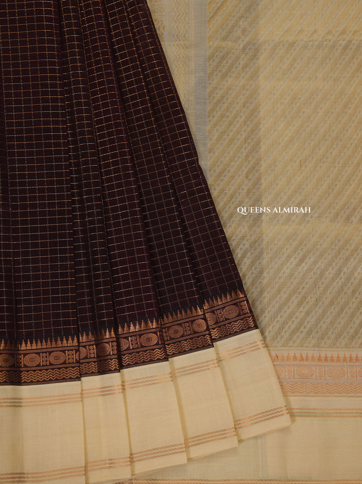 Cocoa Bean Brown With Off White Pure Silk Cotton Saree
