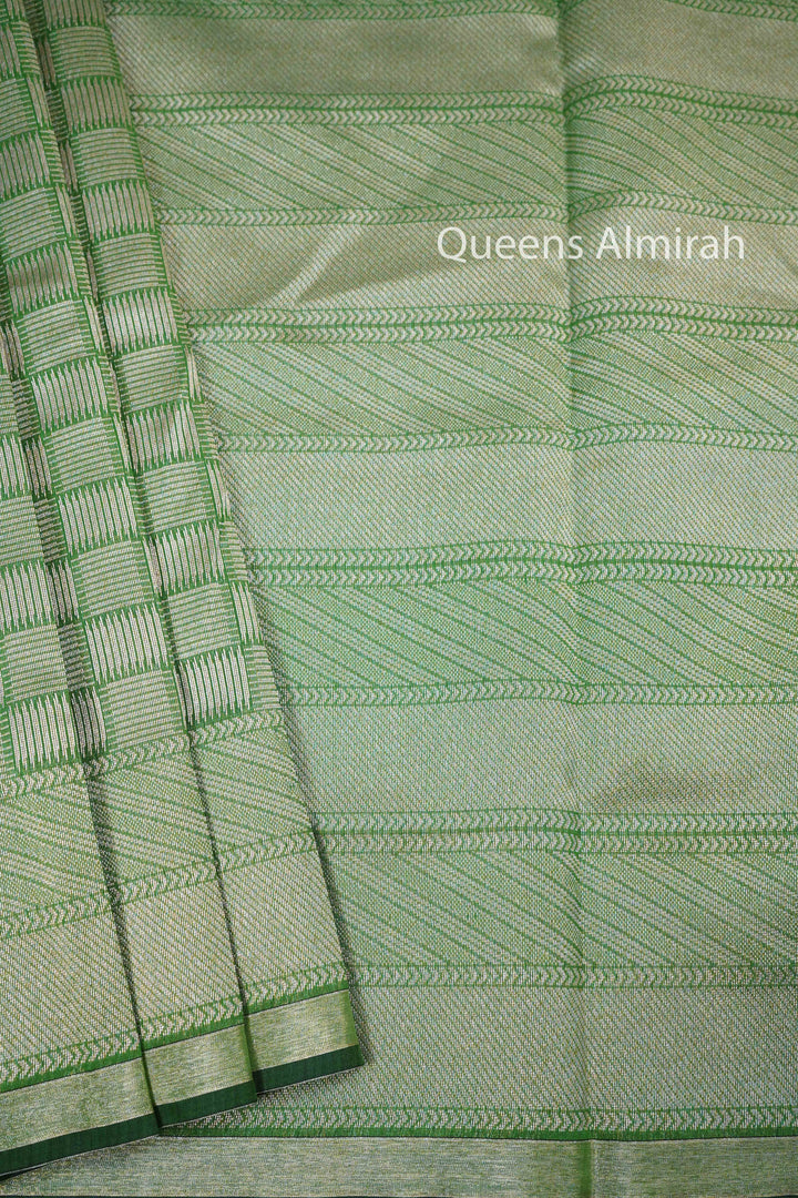 GREYISH GREEN PURE SILK COTTON SAREE - Queens Jewel Emporium
