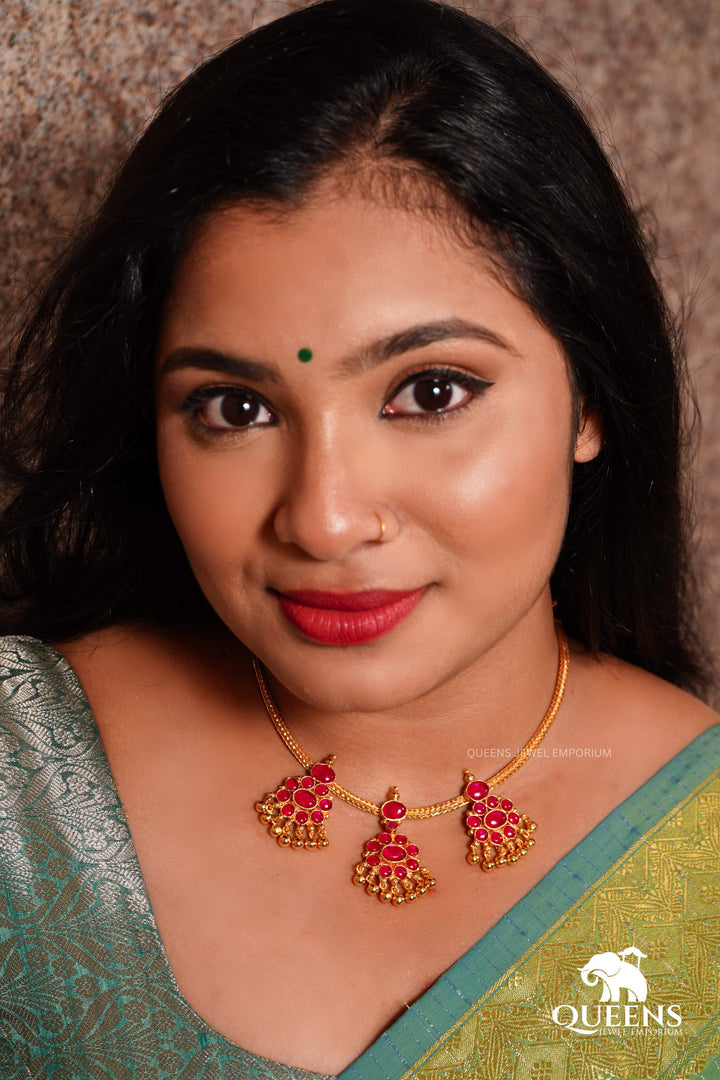 MOONU PATHAKAM ADIGAI - Queens Jewel Emporium