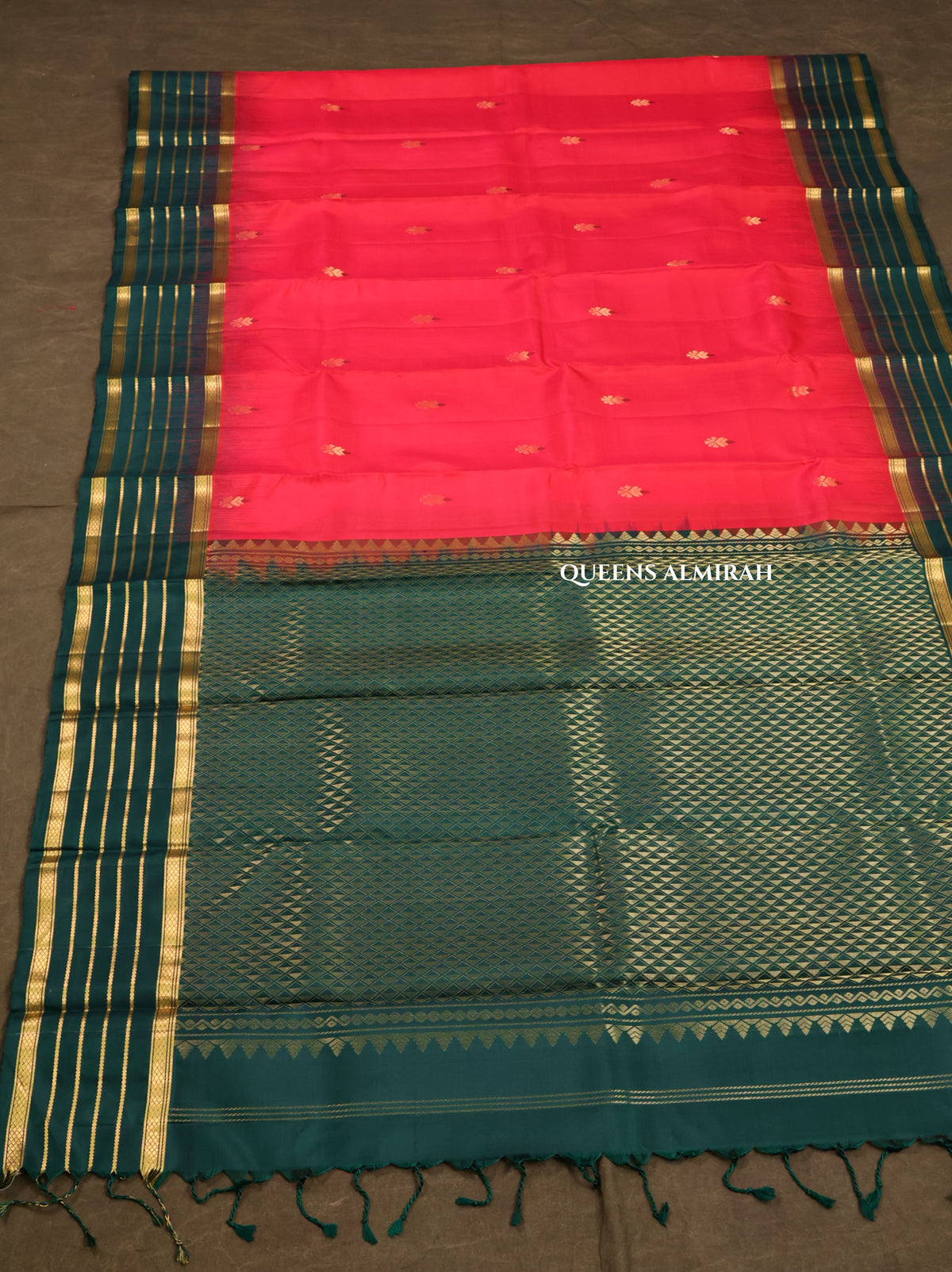 Pink With Green Varisapet Border Pure Kanchivaram Silk Saree