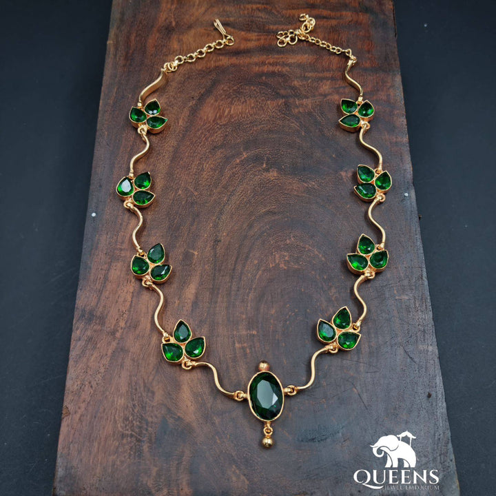 SAANVI FLORAL NECKLACE - Queens Jewel Emporium