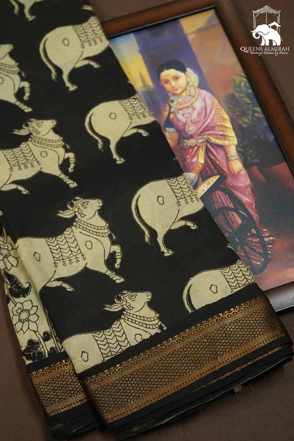 BRIGHT GREY WITH BLACK AND GOLDEN BORDER MANGALGIRI SAREE - Queens Jewel Emporium
