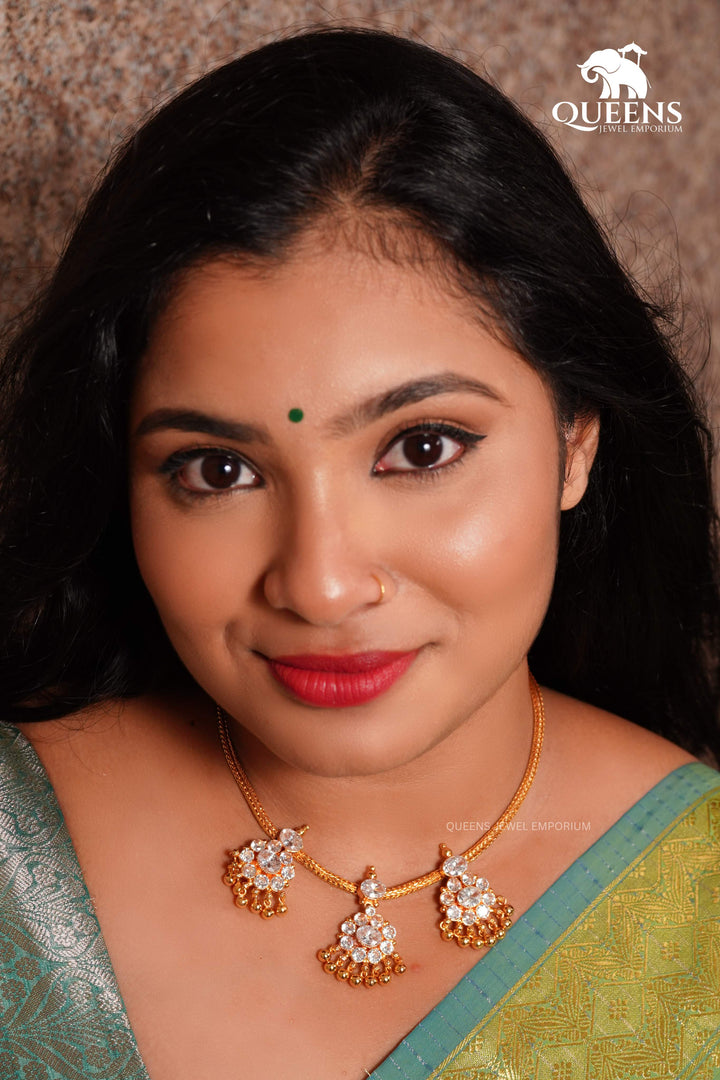 MOONU PATHAKAM ADIGAI - Queens Jewel Emporium