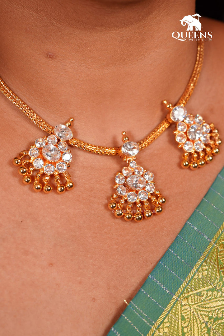 MOONU PATHAKAM ADIGAI - Queens Jewel Emporium
