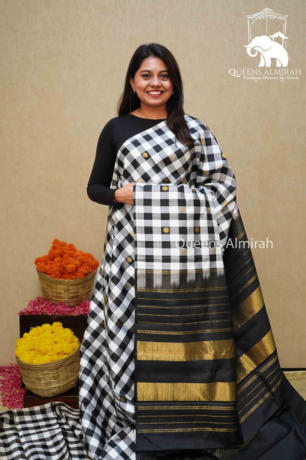 BLACK AND WHITE CHECKED PURE KANCHIVARAM SILK SAREE - Queens Jewel Emporium