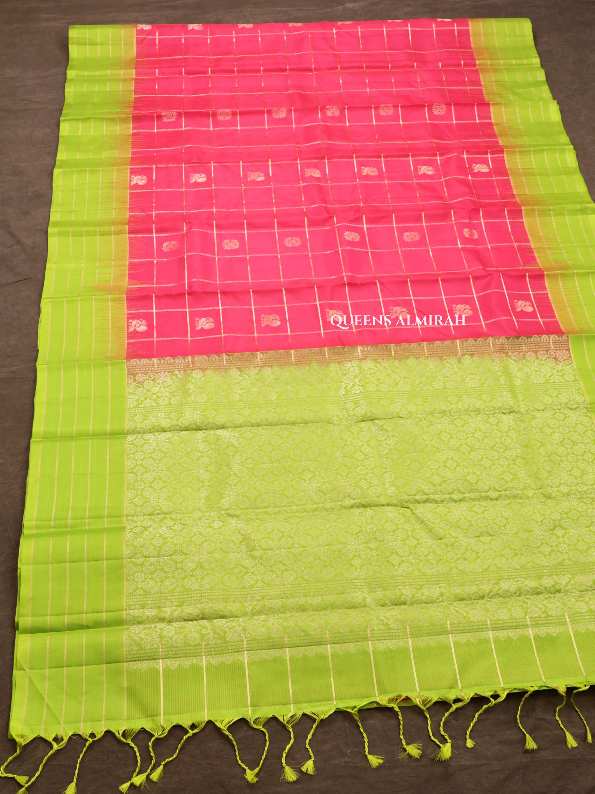Pink With Parrot Green Pure Kanchivaram Silk Saree