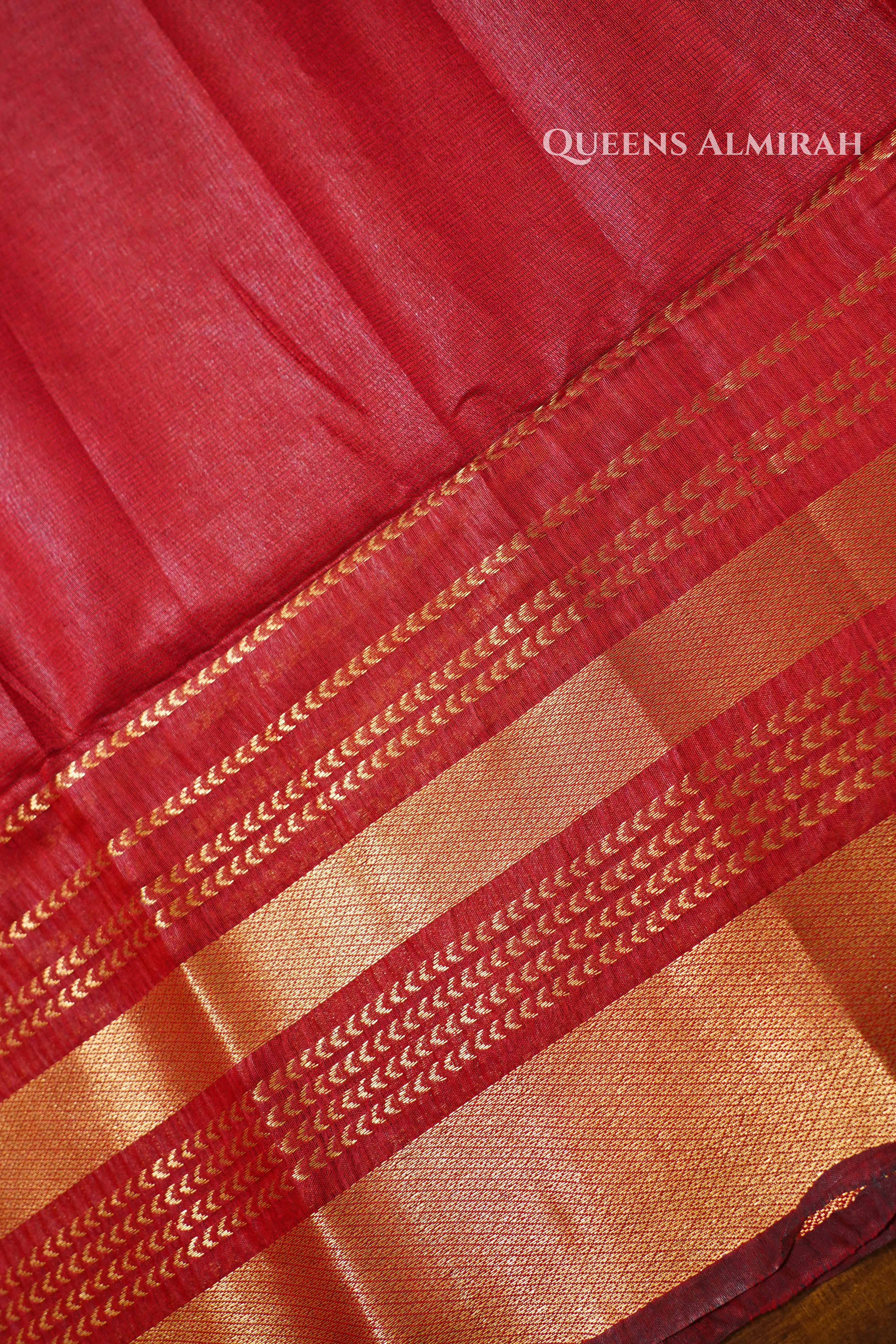 Crimson Red Maheshwari saree QUEENS ALMIRAH