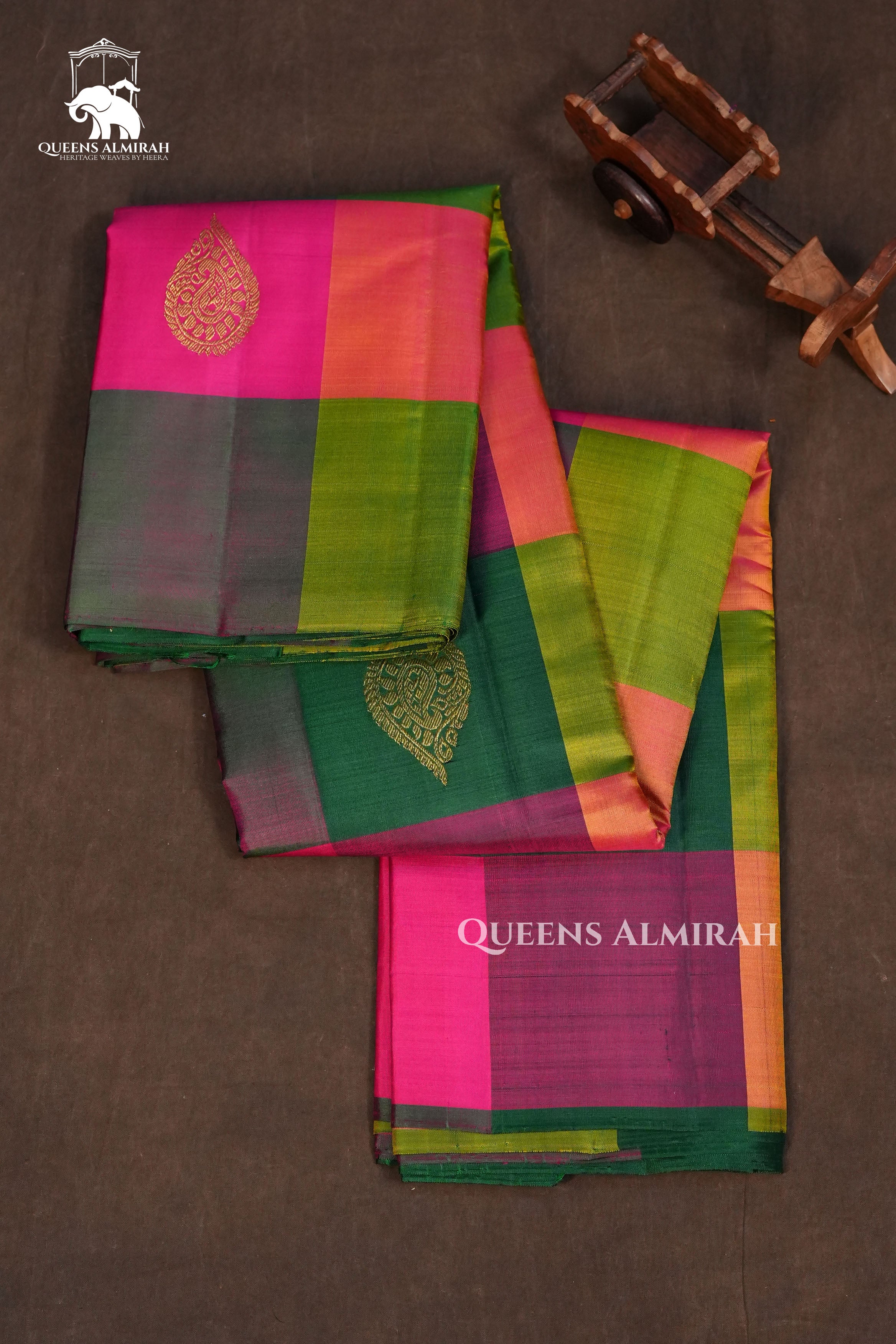 Pazhum Pazhamum Checkerboard Pure Kanchivaram Silk Saree