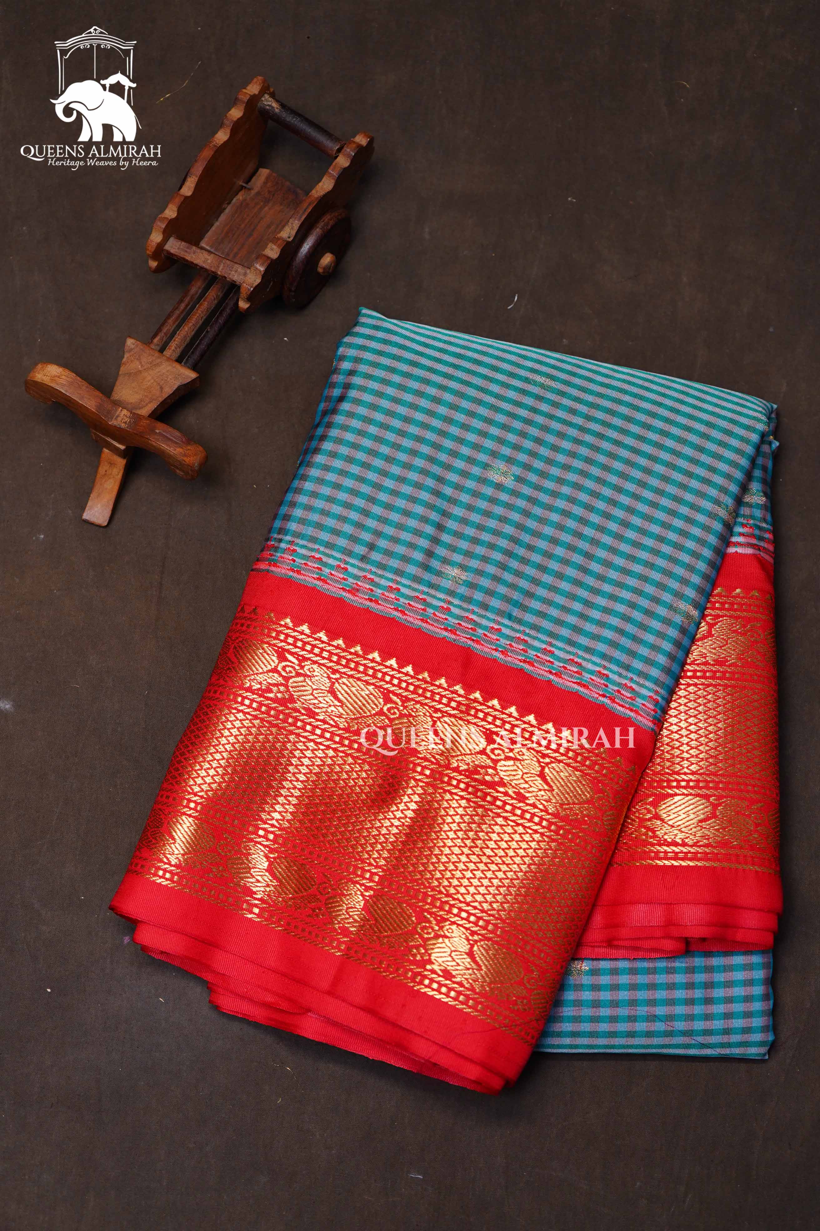 Blue Kattam Butta And With Red Semi Gadwal Silk Saree