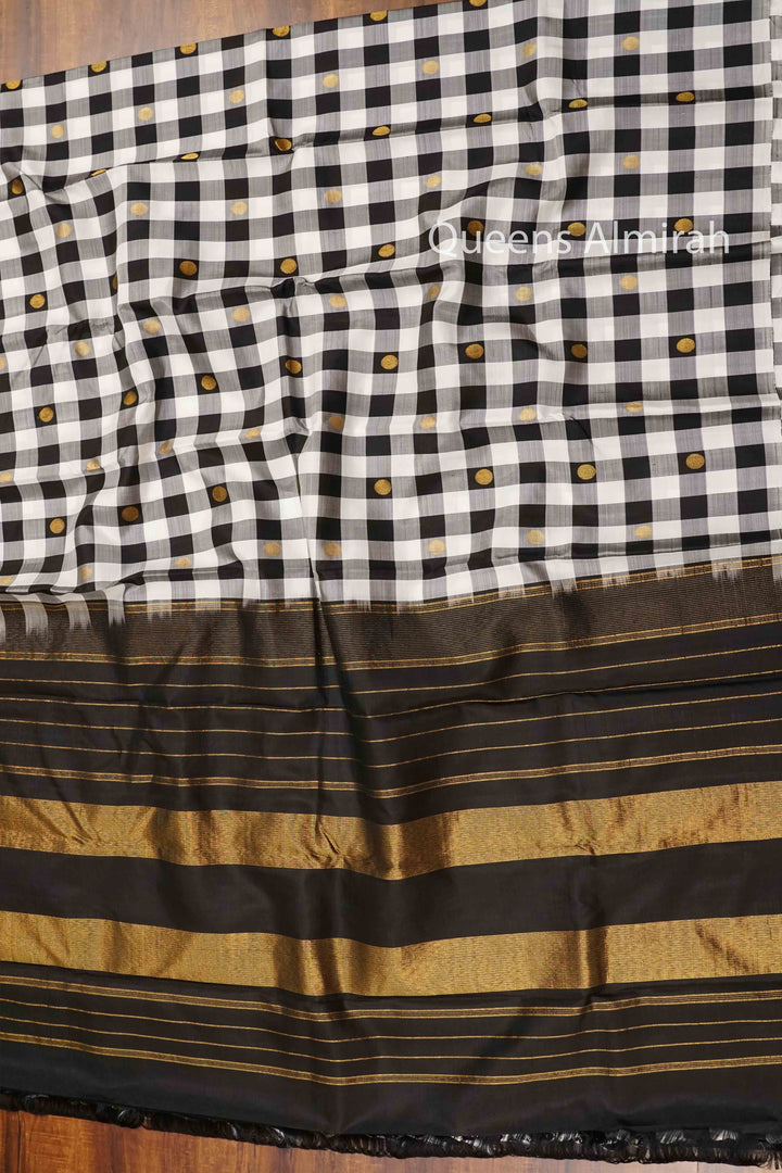 BLACK AND WHITE CHECKED PURE KANCHIVARAM SILK SAREE - Queens Jewel Emporium
