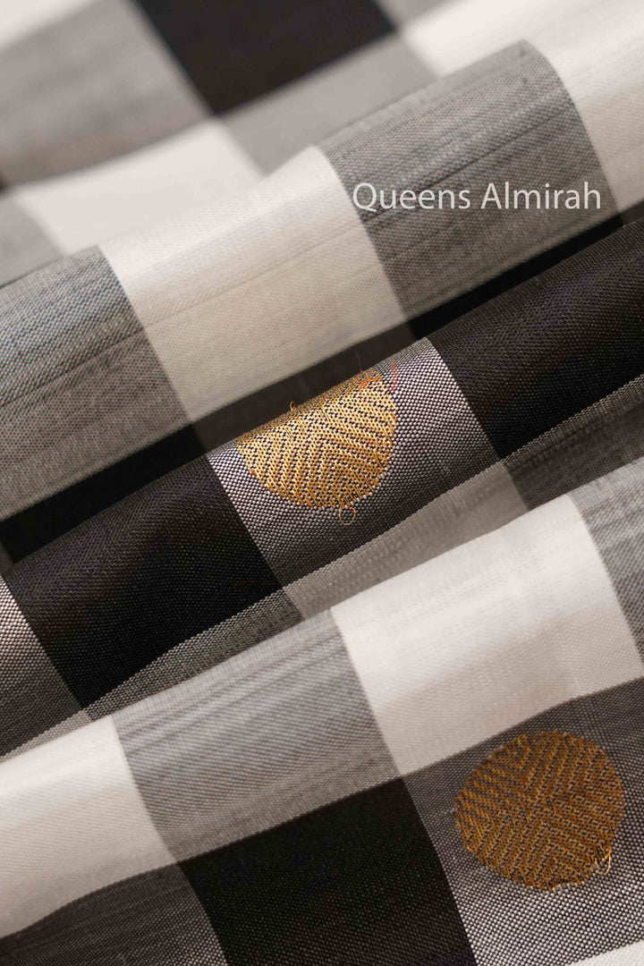 BLACK AND WHITE CHECKED PURE KANCHIVARAM SILK SAREE - Queens Jewel Emporium