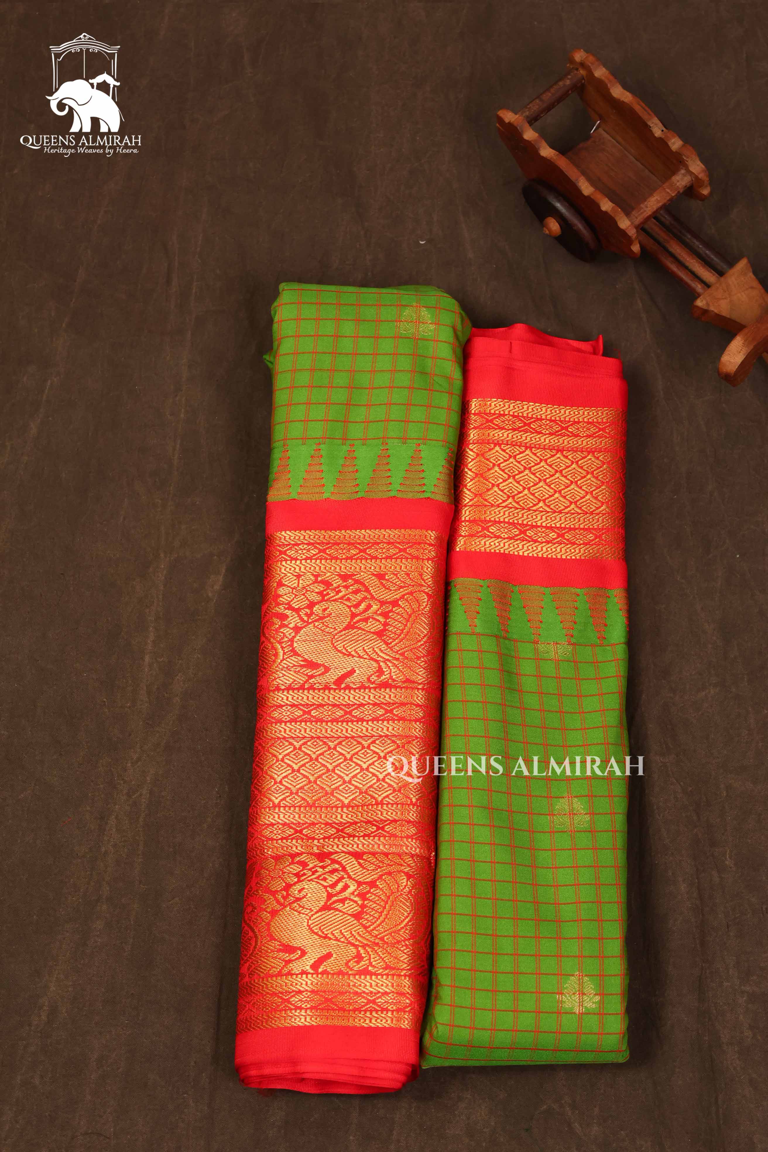 Green Kattam With Red Border Semi Gadwal Silk Saree