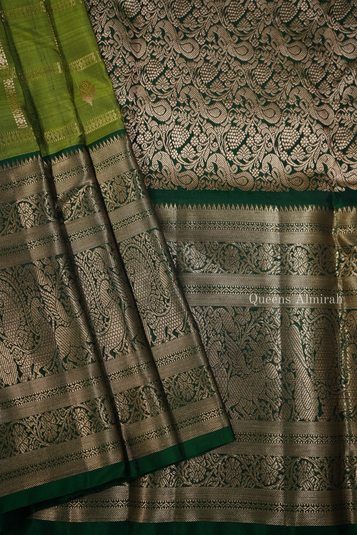 AVOCADO GREEN  WITH FOREST GREEN  PURE KANCHIVARAM SILK SAREE - Queens Jewel Emporium
