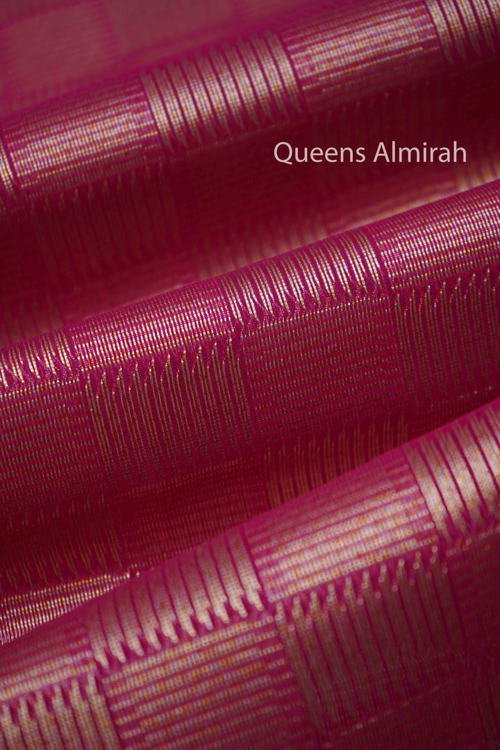 MAGENTA PURE SILK COTTON SAREE - Queens Jewel Emporium