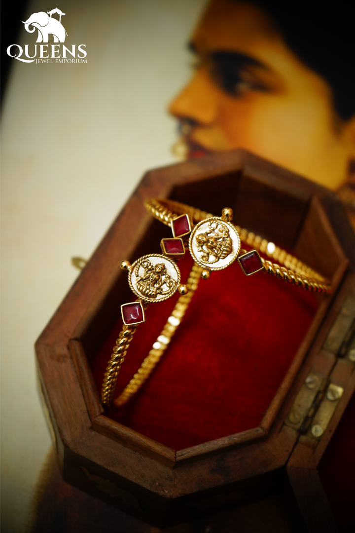 PRAKRITHI BANGLES - Queens Jewel Emporium