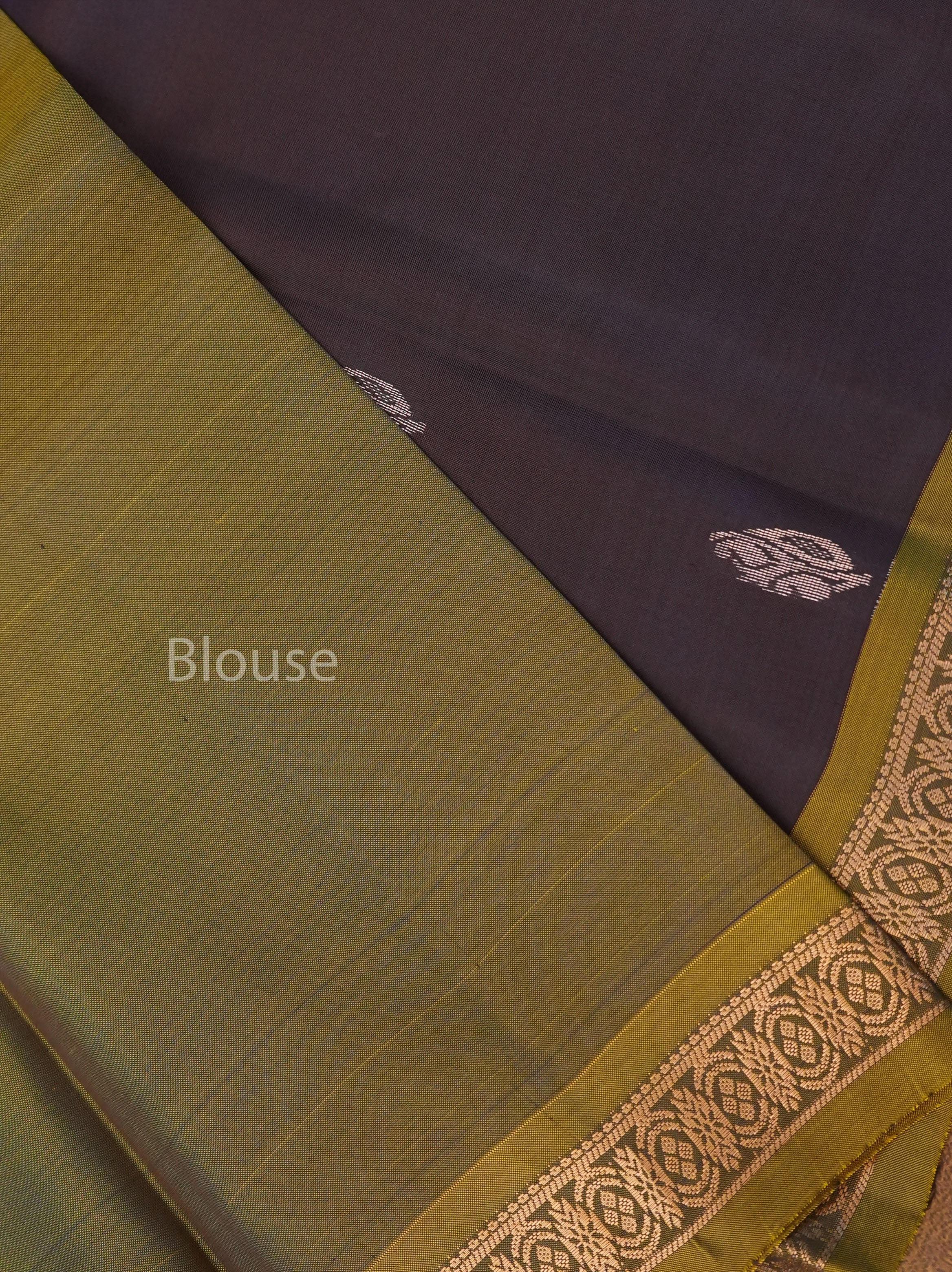Cocoa Bean With Green Budget Kanchivaram Silk Saree