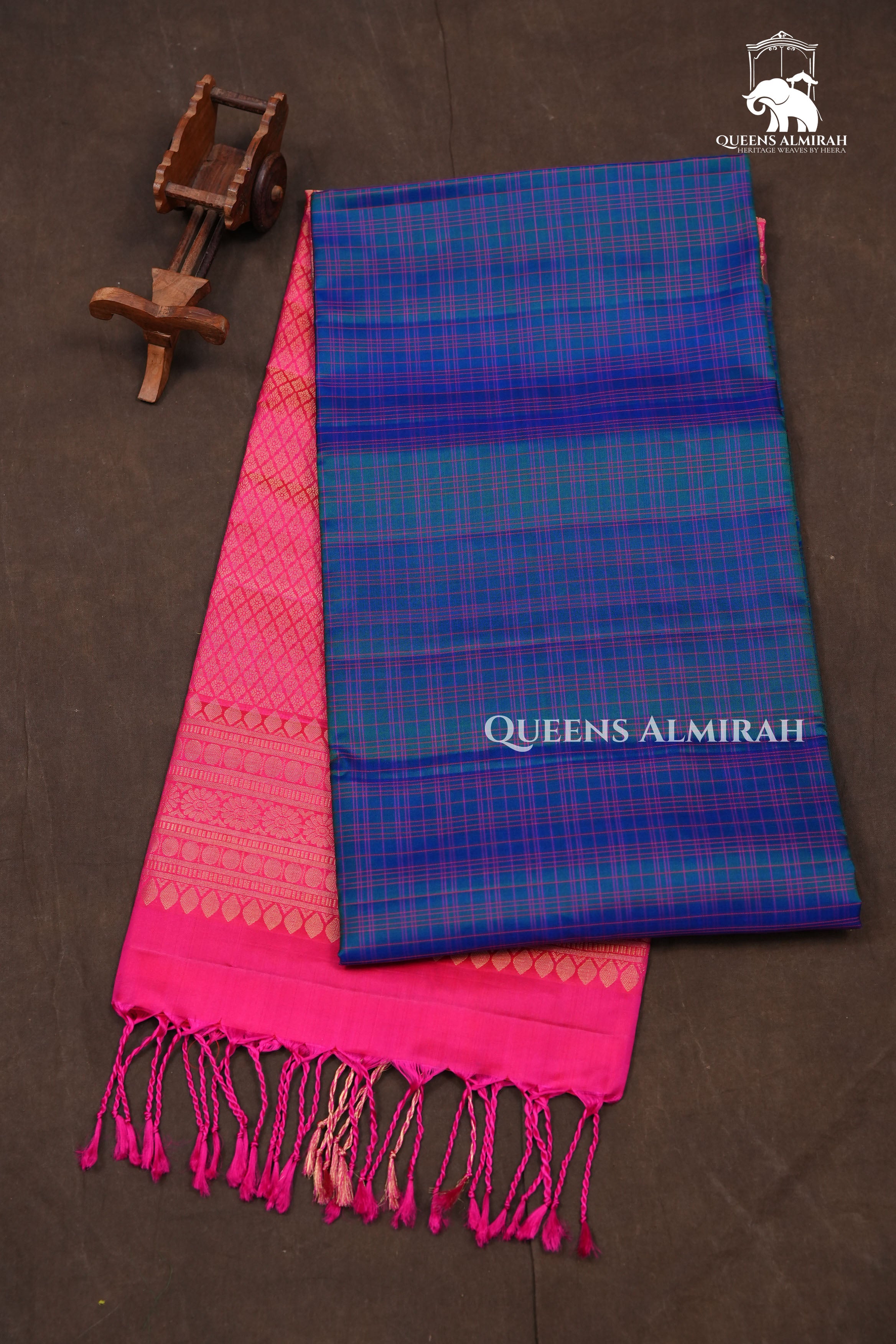 Mayil Kazhuthu Blue With Pink Pure Soft Silk Saree