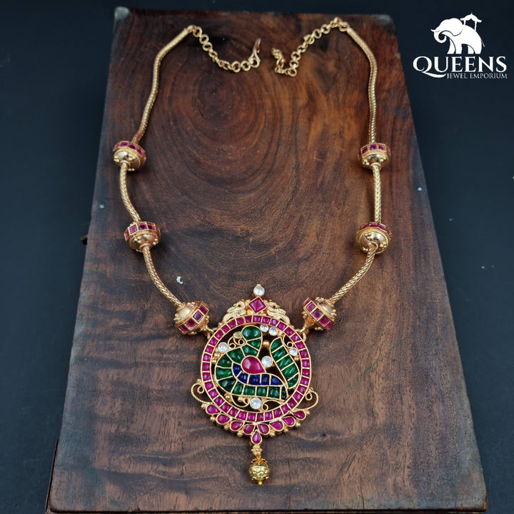 KRITHINIDHI KEMP NECKLACE - Queens Jewel Emporium