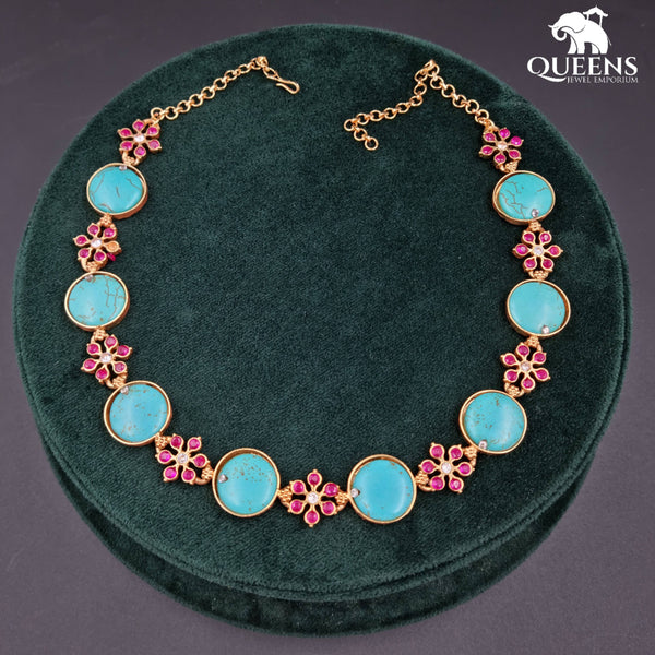 PALLAVI FLORAL NECKLACE - Queens Jewel Emporium