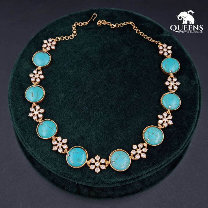 PALLAVI FLORAL NECKLACE - Queens Jewel Emporium