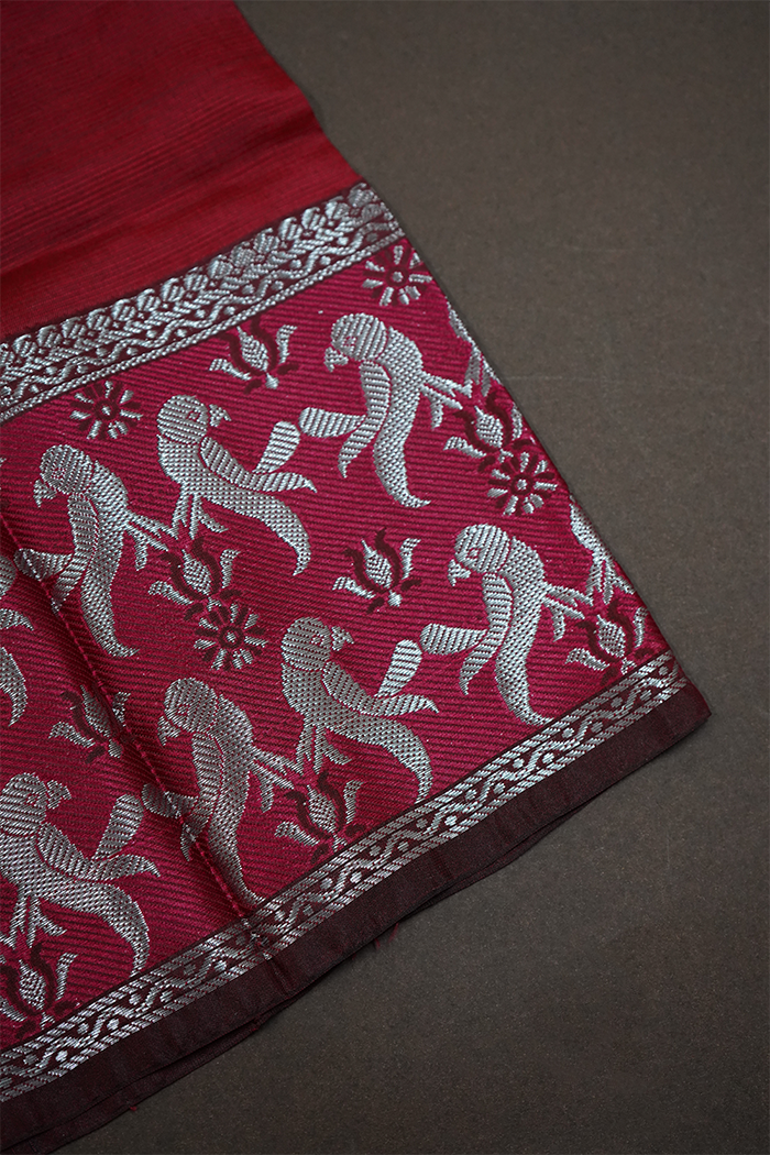 MINT GREEN WITH DEEP CARAMINE MANGALGIRI SAREE - Queens Jewel Emporium