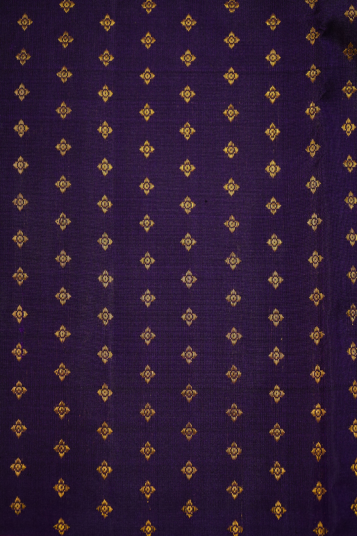 VIOLENT VIOLET WITH DARK MAGENTA PURE KANCHIVARAM SILK SAREE - Queens Jewel Emporium