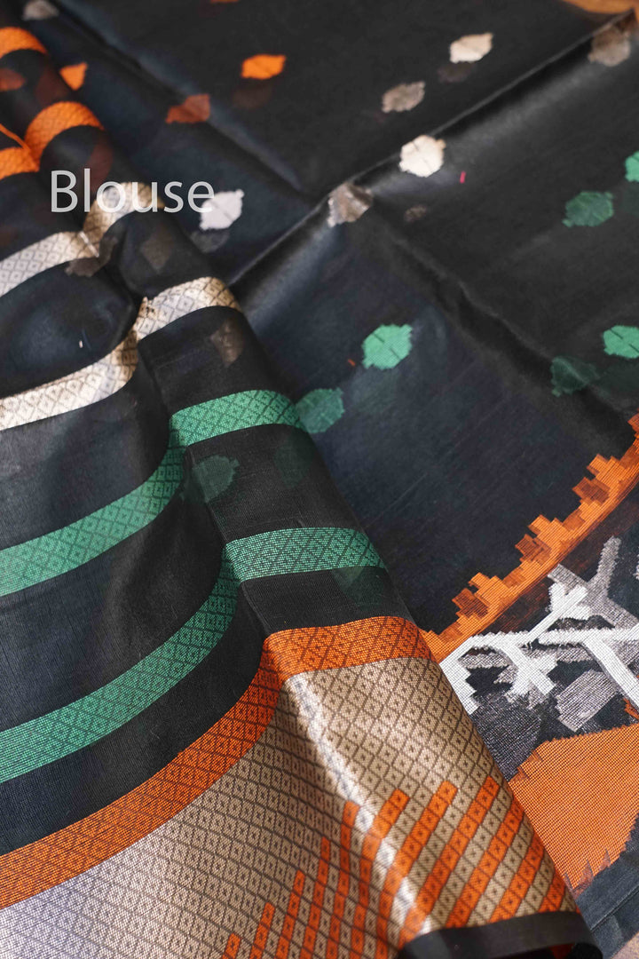 BLACK MUSLIN JAMDANI SAREE - Queens Jewel Emporium