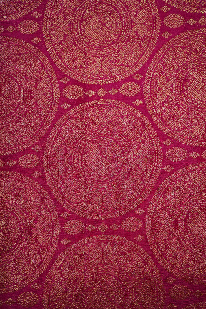 DEEP CARMINE WITH DARK ROSE PURE KANCHIVARAM SILK SAREE - Queens Jewel Emporium