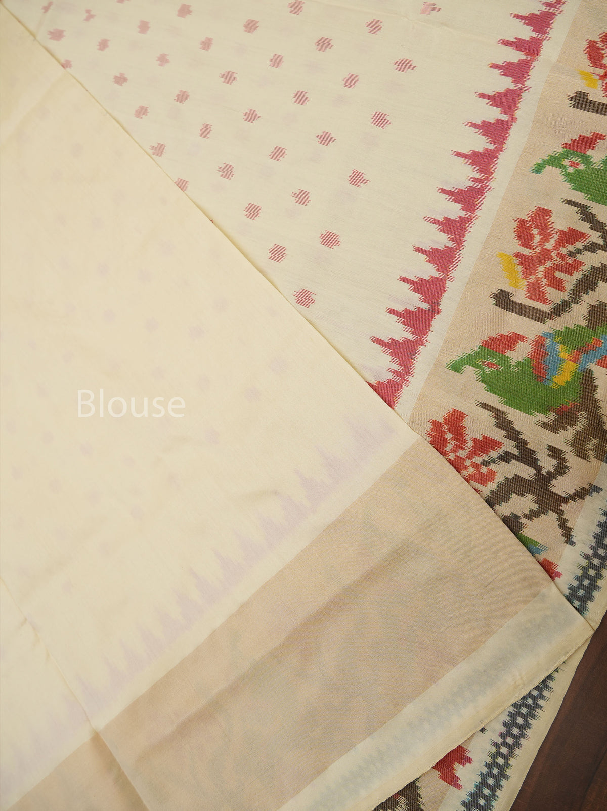 Venpattu Pochampally Silk Saree