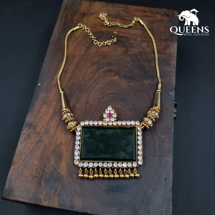 MAHILMADHI KEMP NECKLACE - Queens Jewel Emporium