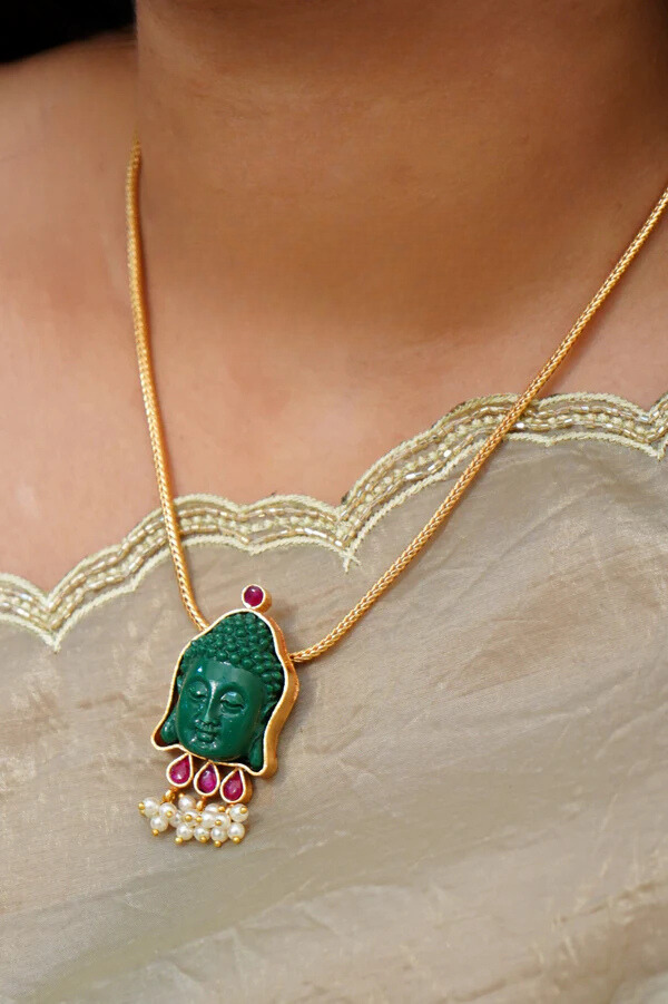 BUDHAMITHRA NECKLACE - Queens Jewel Emporium