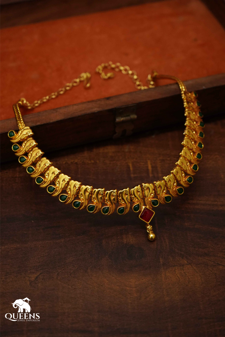 VIJITHA NECKLACE - RED - Queens Jewel Emporium