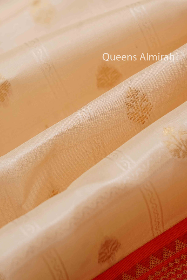 OFF WHITE WITH RED PURE KANCHIVARAM SILK SAREE - Queens Jewel Emporium