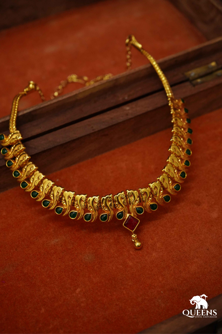 VIJITHA NECKLACE - RED - Queens Jewel Emporium