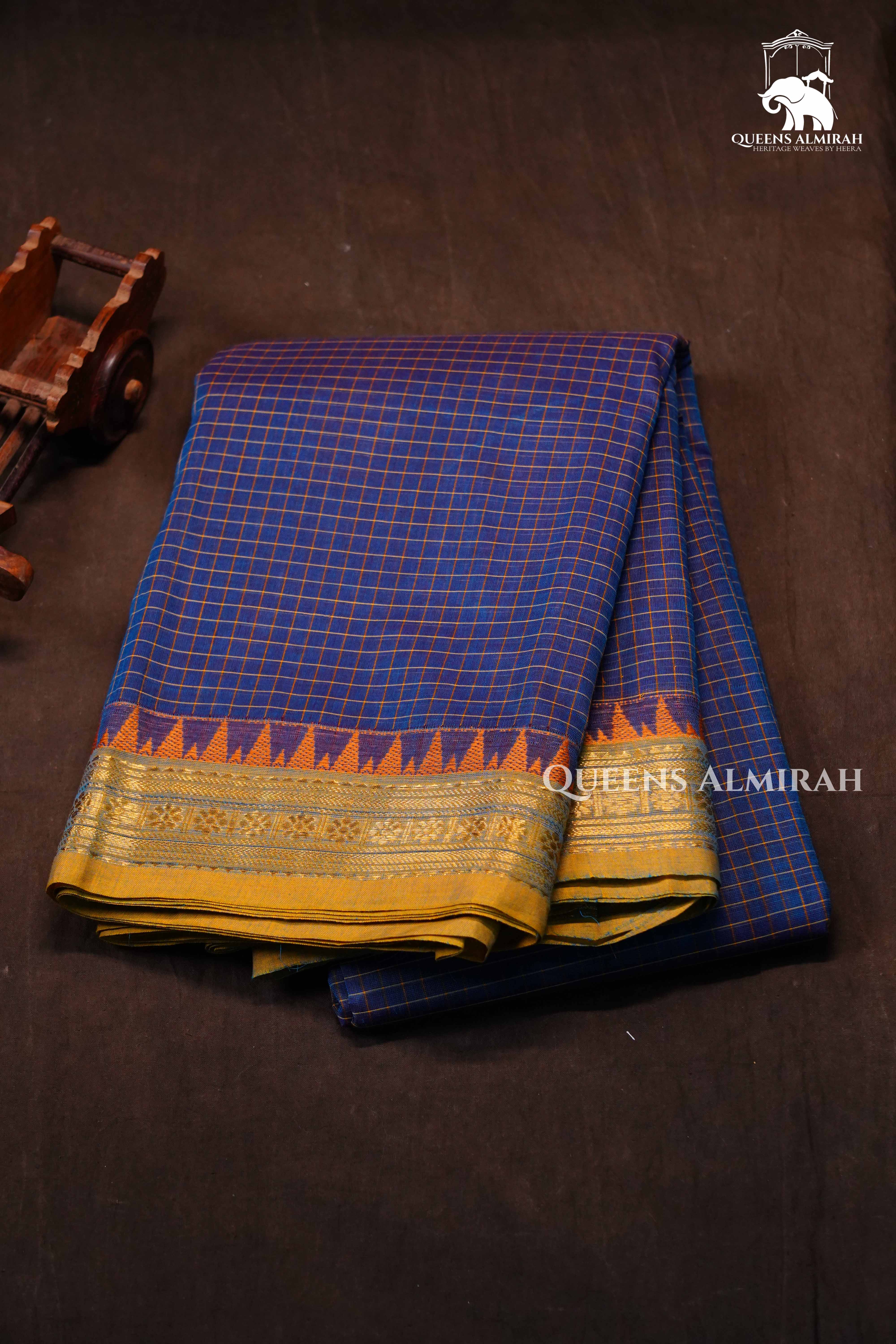 Mayil Kaluthu With Manthulir Green Kanchi Cotton Saree