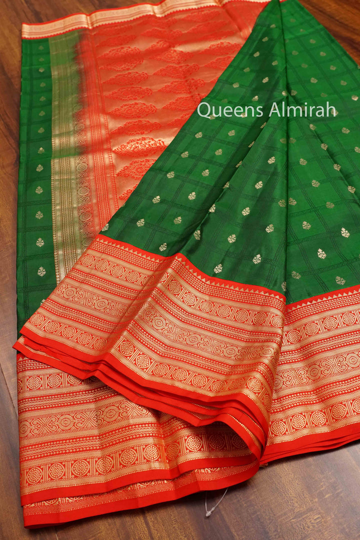 LEAF GREEN WITH RED PURE KANCHIVARAM SILK SAREE - Queens Jewel Emporium