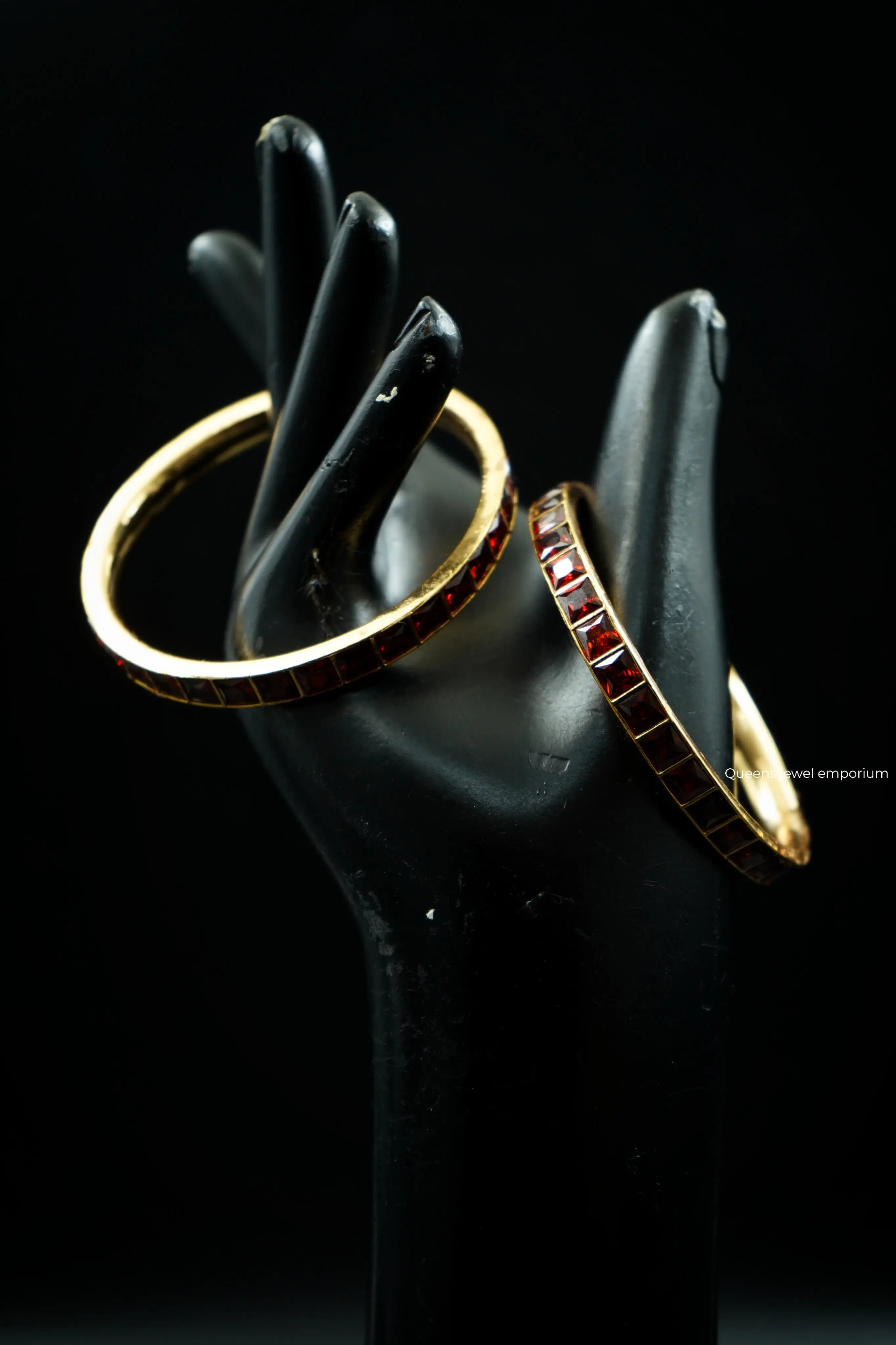AATHIRA SATHURA BANGLES - GARNET - Queens Jewel Emporium