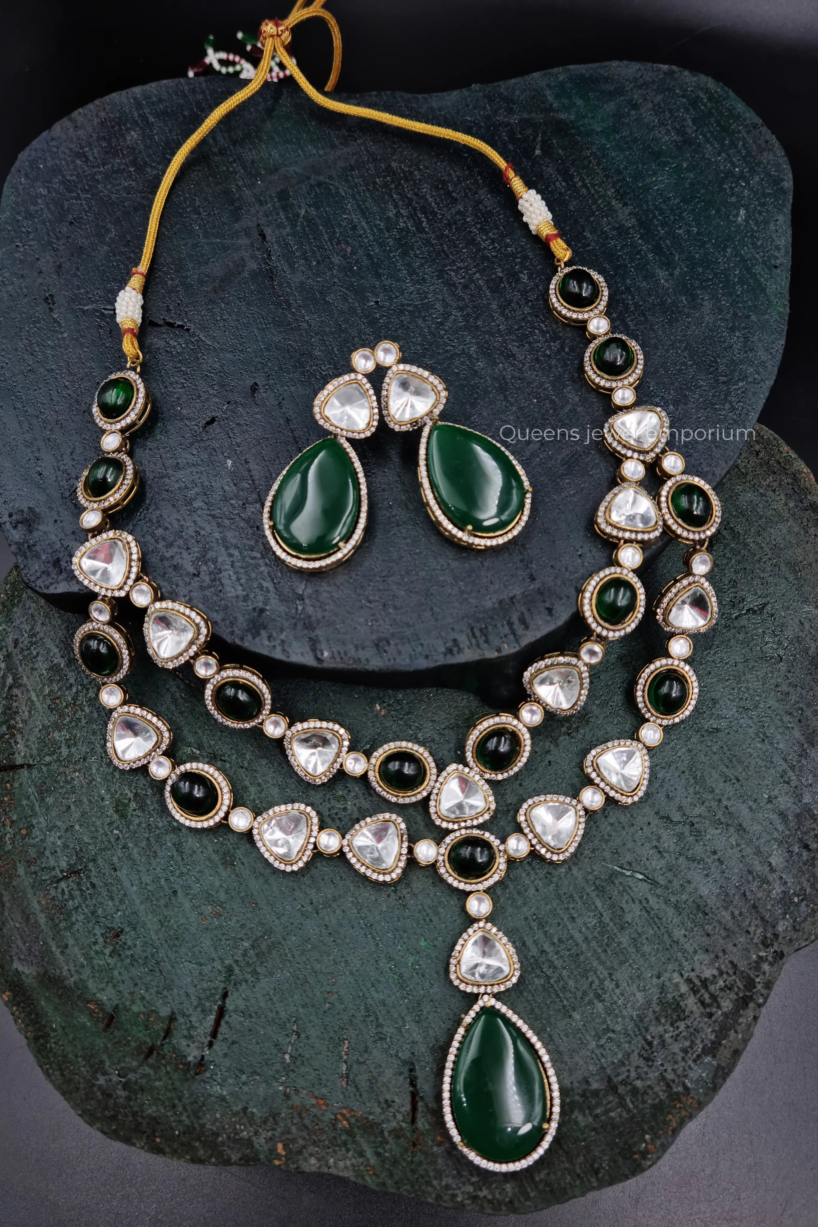 AHILYADEVI LOOK - Queens Jewel Emporium