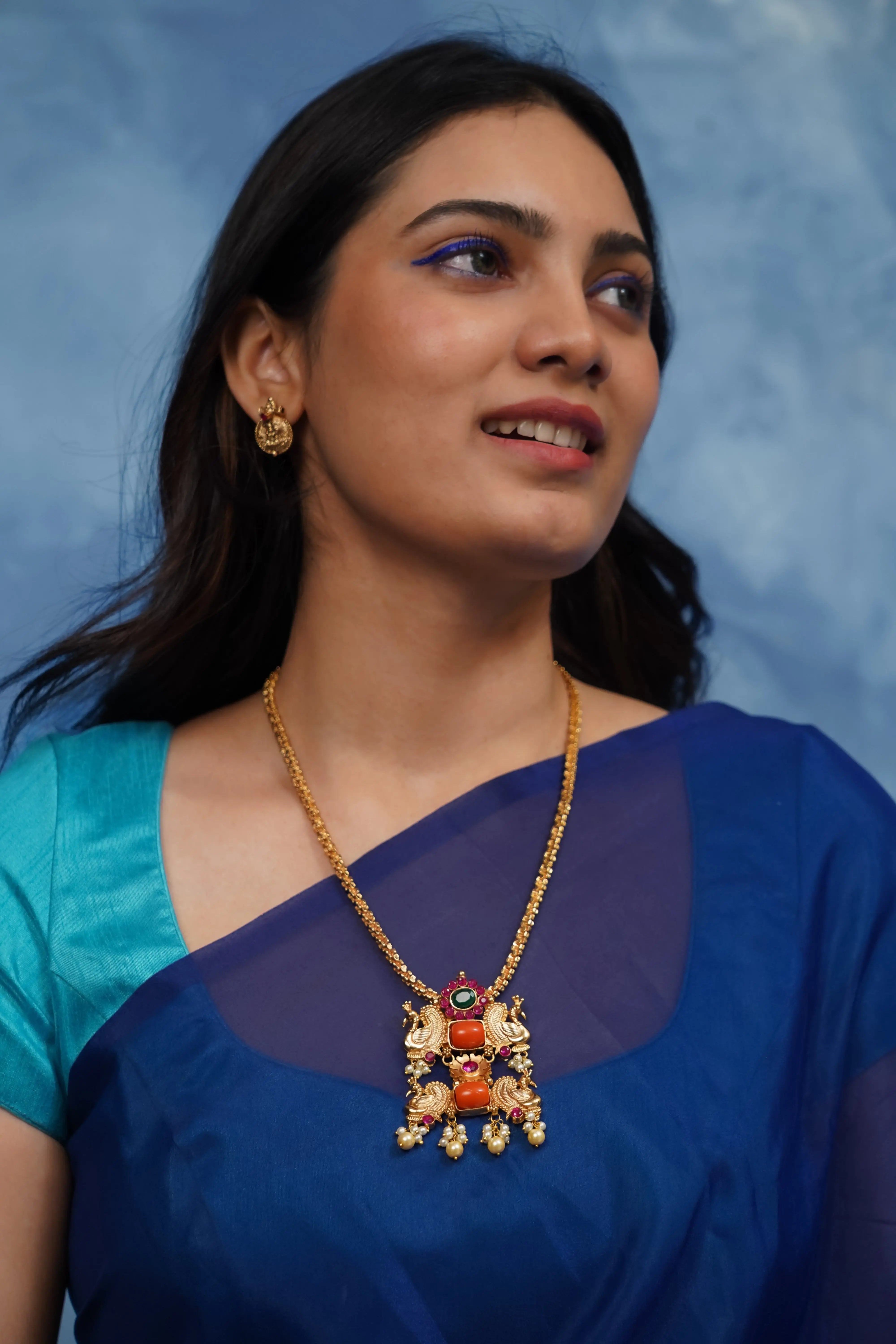 Aathira Pendant Queens_collections_add