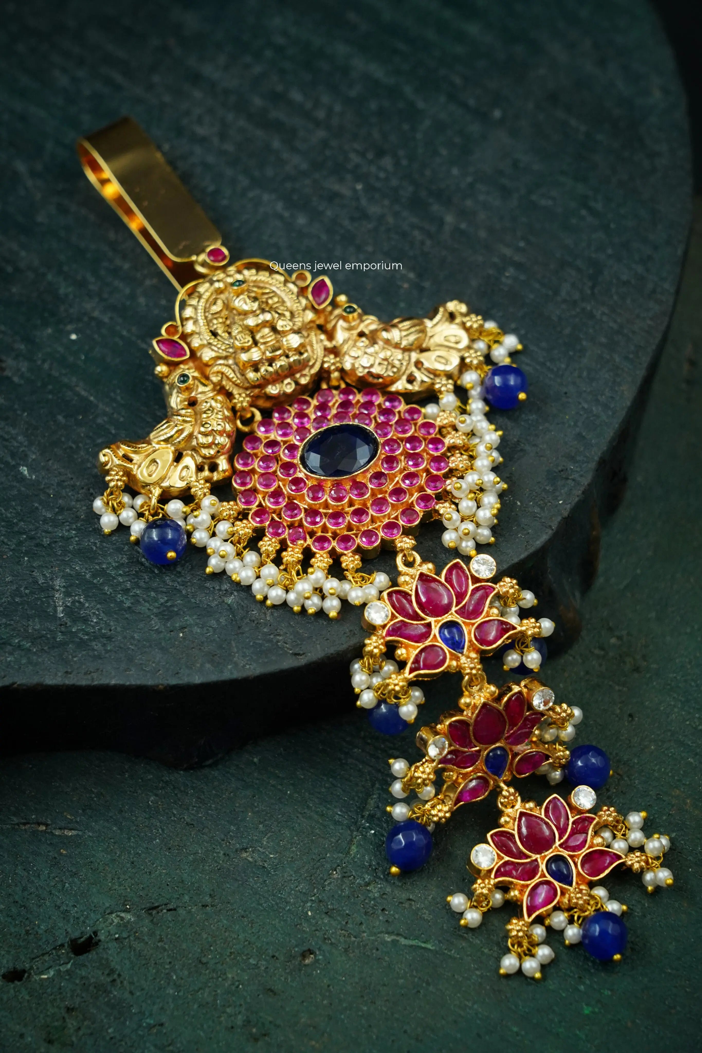 Anugraha Key Chain Queens_collections_add