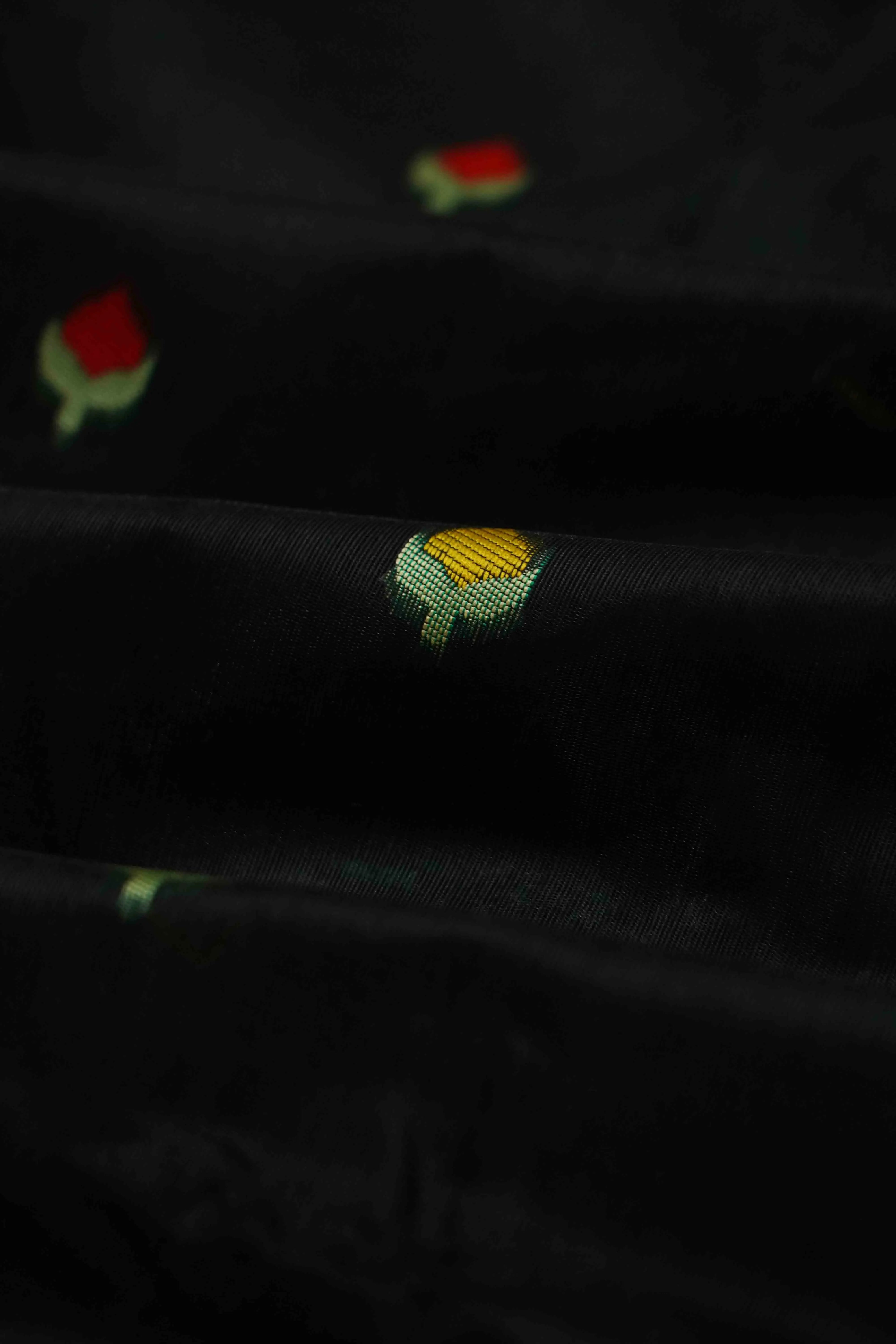 BLACK JAMDANI SILK COTTON SAREE - Queens Jewel Emporium