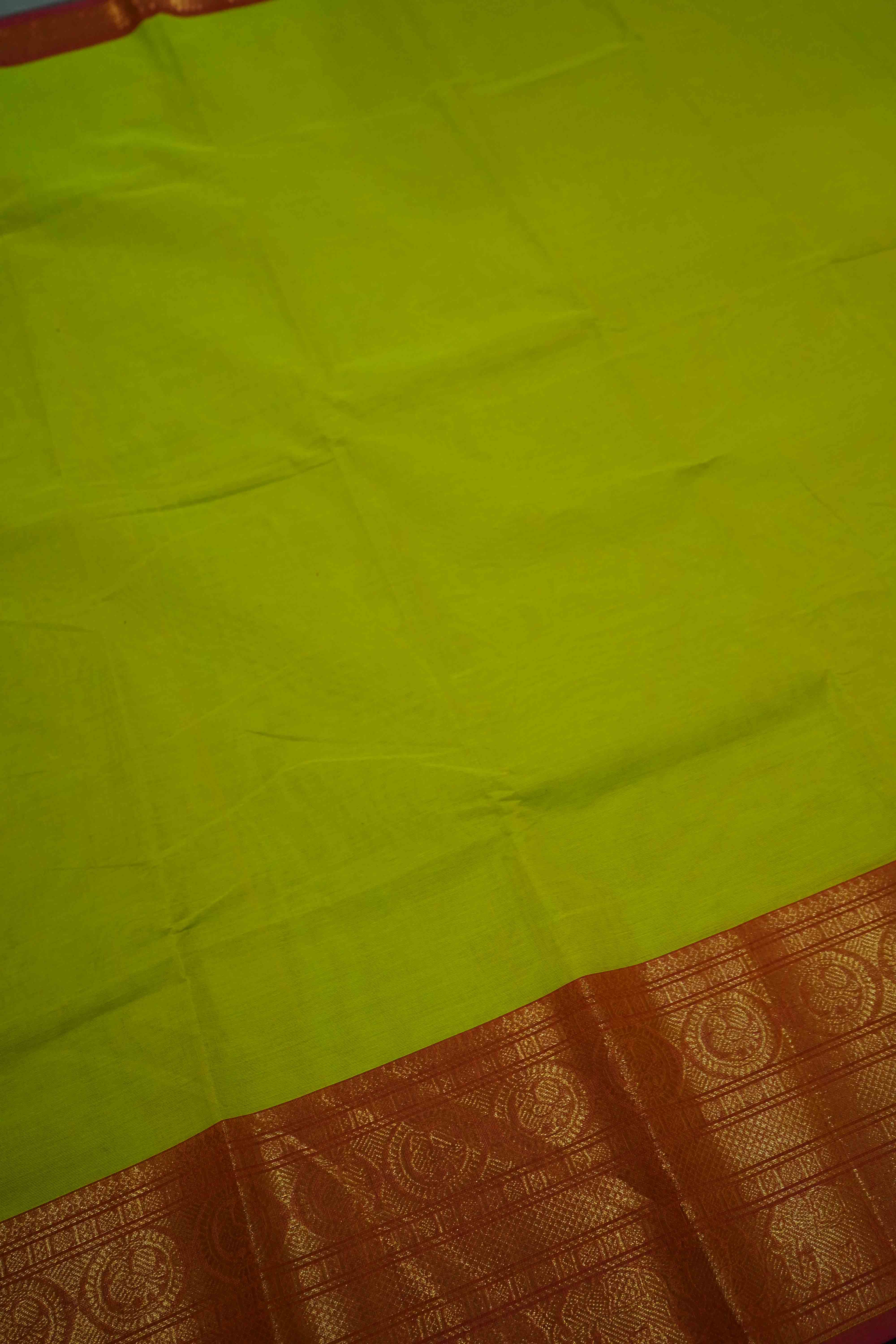 BRIGHT OLIIVE WITH BURNT RED KANCHI COTTON SAREE - Queens Jewel Emporium