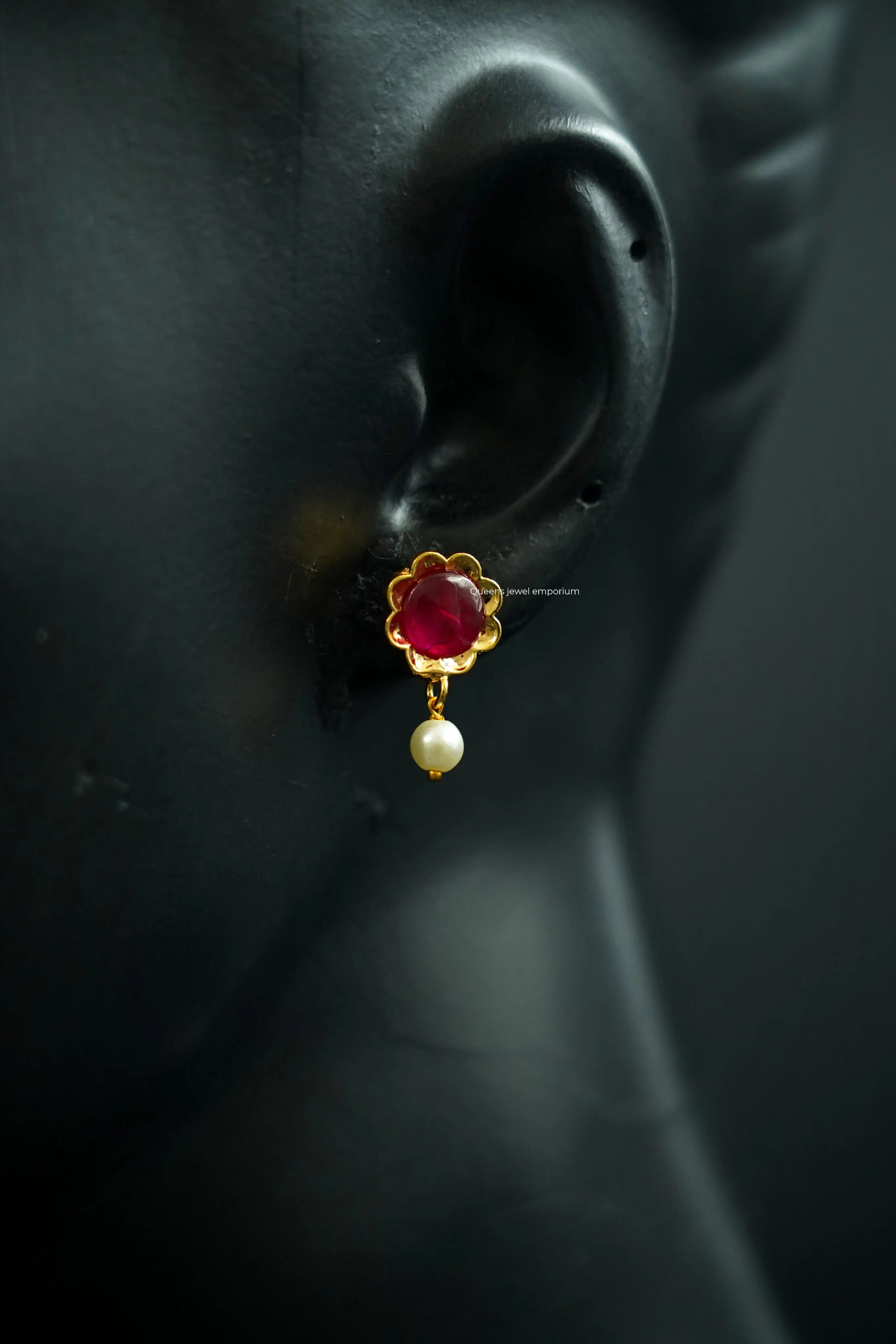 Banumathi necklace Queens_aadi