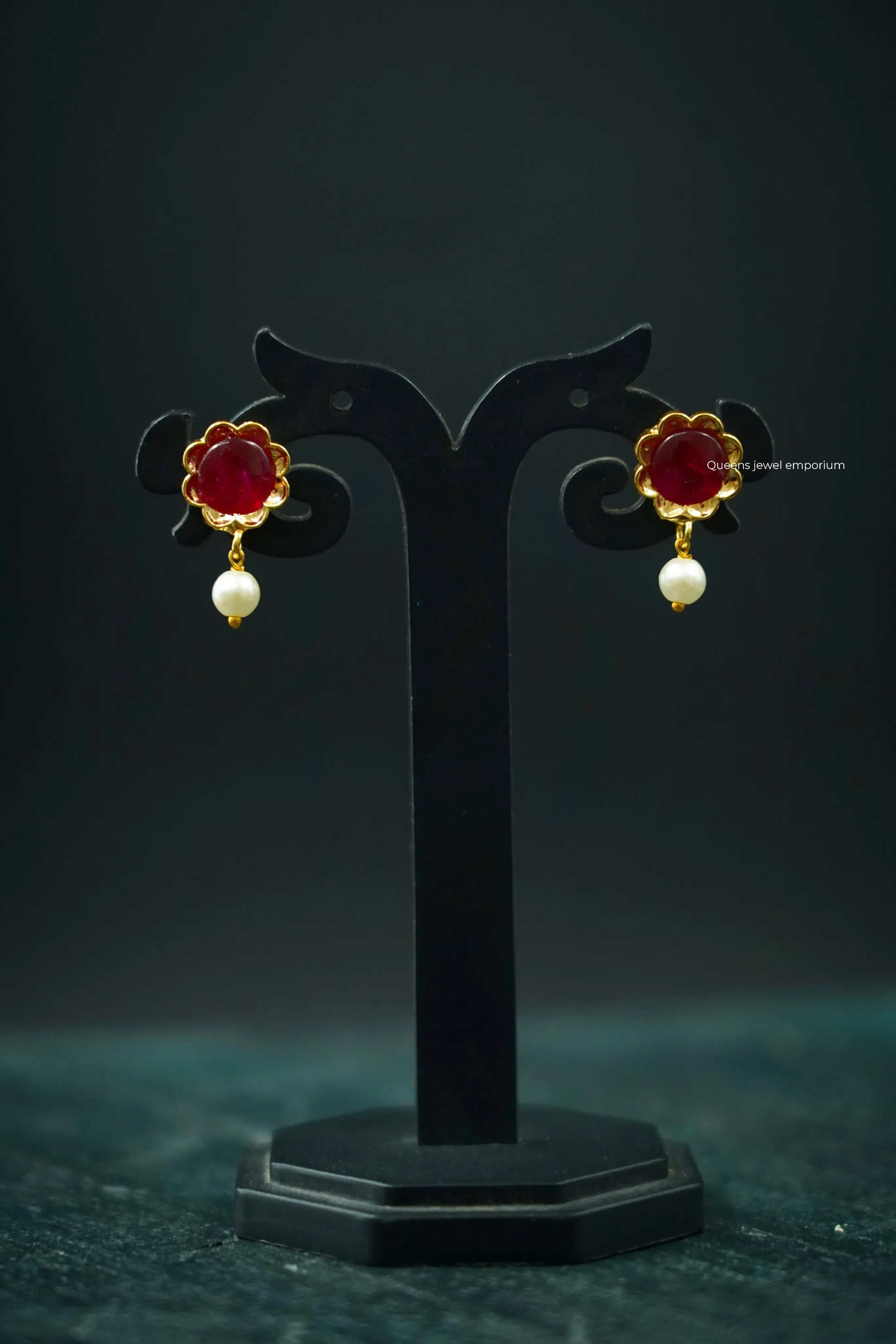 Banumathi necklace Queens_aadi