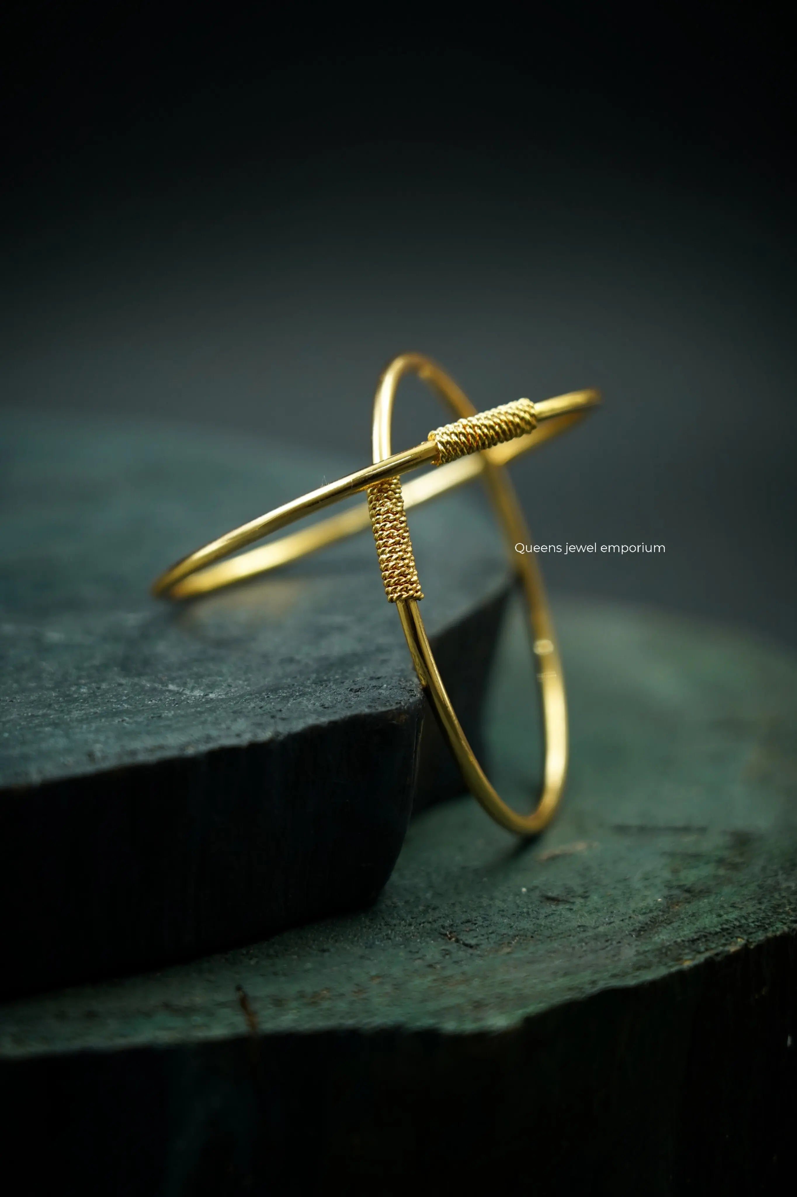 BHAVYA BANGLE - Queens Jewel Emporium