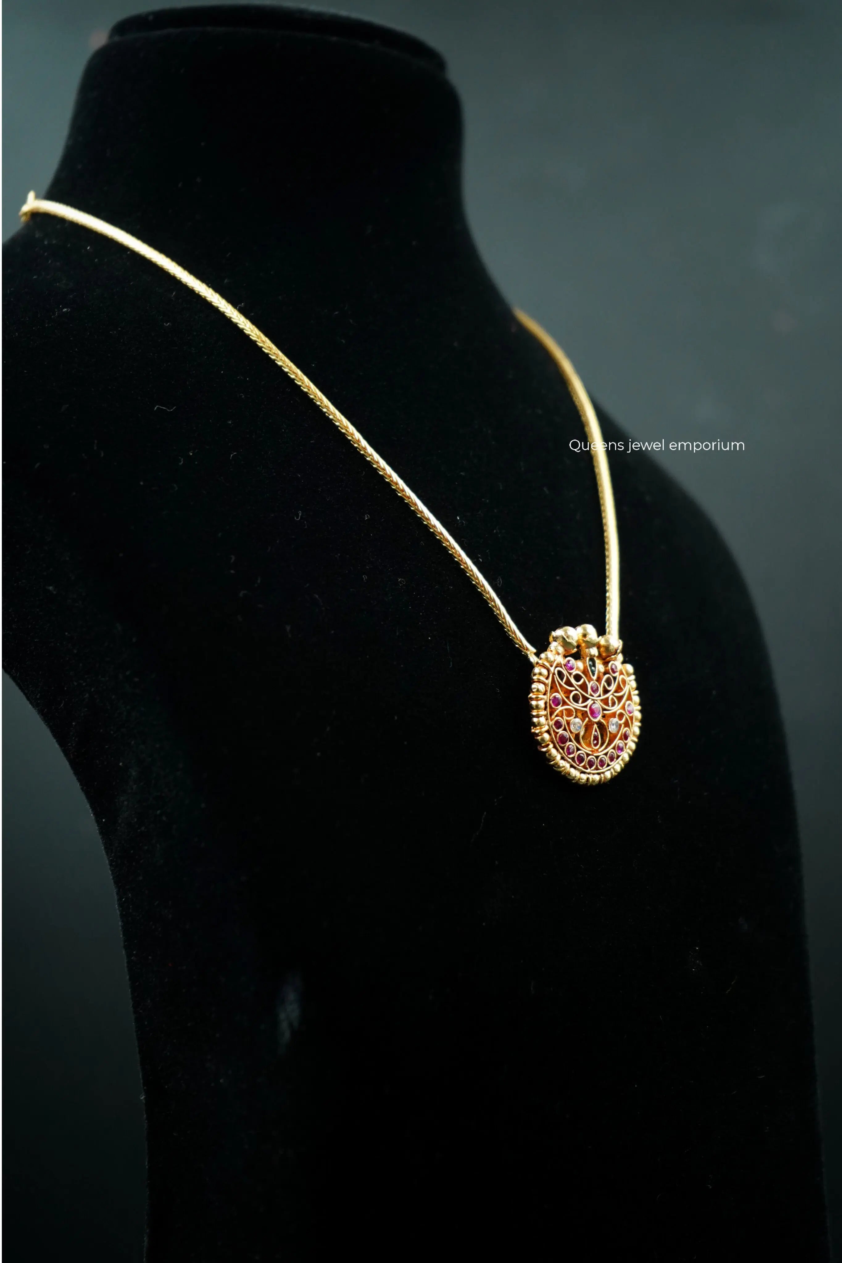 CHANDIRAN NECKLACE - Queens Jewel Emporium