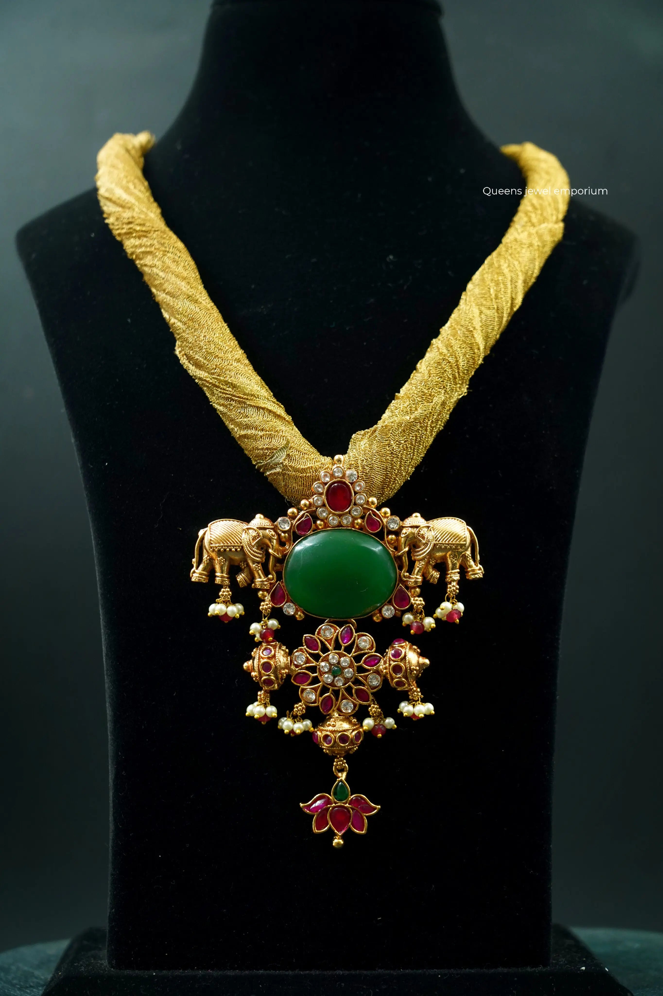 CHANDRAJA PENDANT - Queens Jewel Emporium