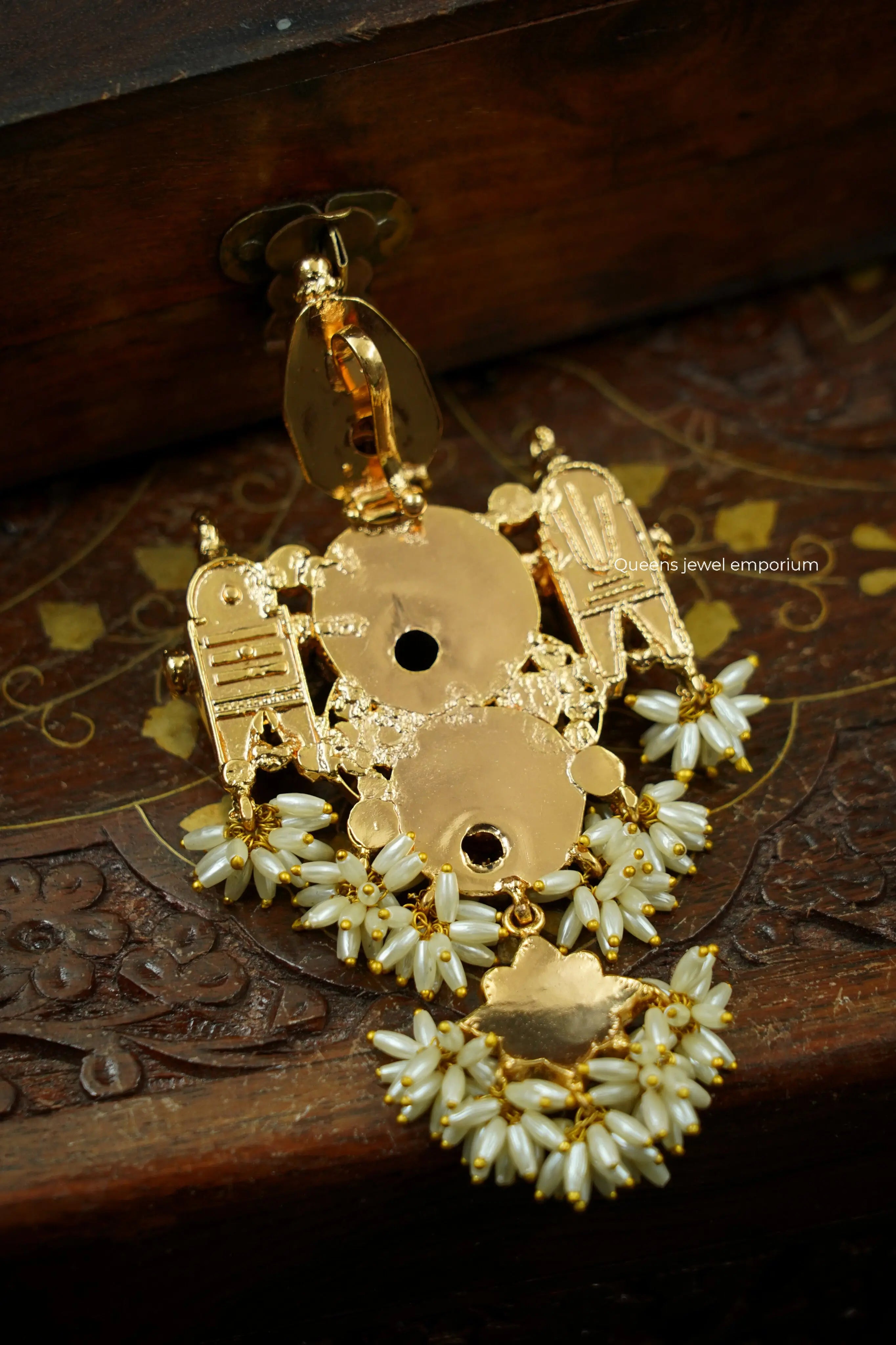 CHARITHA PENDANT - Queens Jewel Emporium